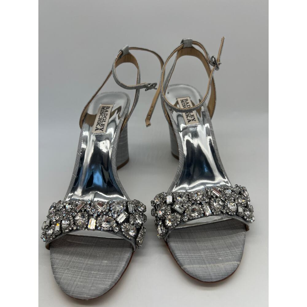 Badgley Mischka Women's Jill Chrystal Embellished Block Heel MP5331 Size 8 NIB - Picture 11 of 12